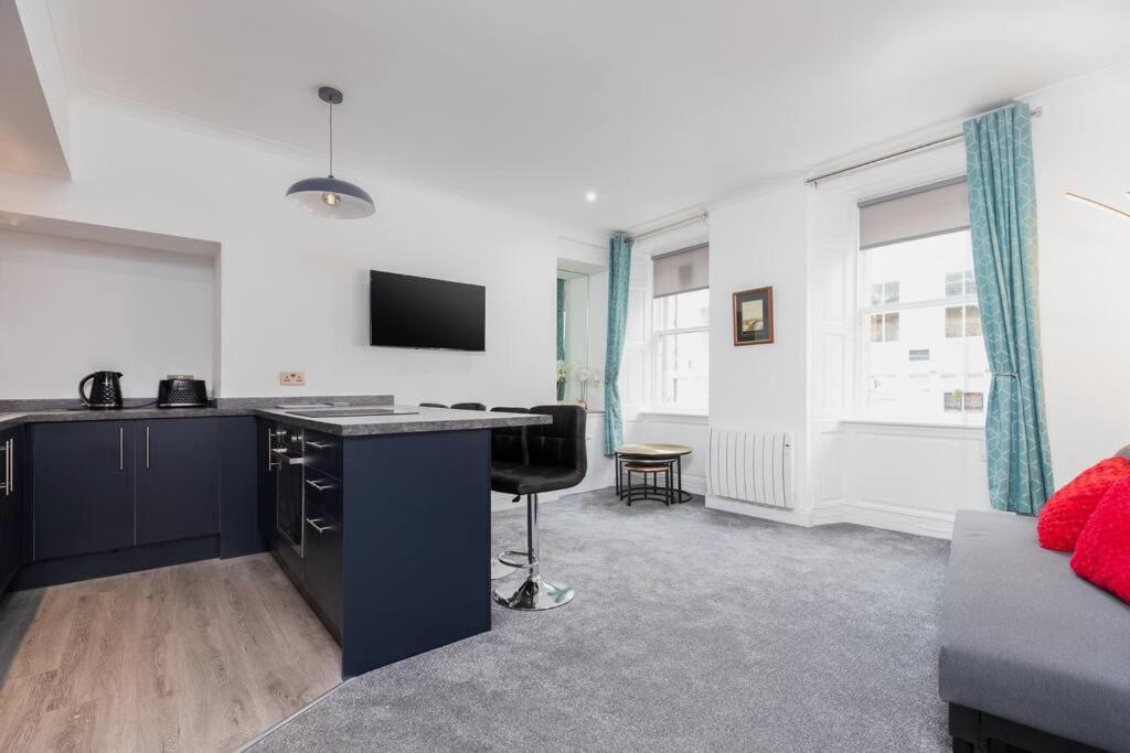 City Centre 2 Bedroom Flat 퍼스 외부 사진